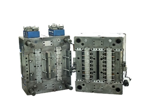 貓用導(dǎo)尿管-16 <i style='color:red'>穴精密模具</i>