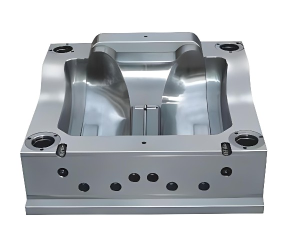 定制吸塑模具：滿足獨特需求，推動行業(yè)創(chuàng)新 —致高遠